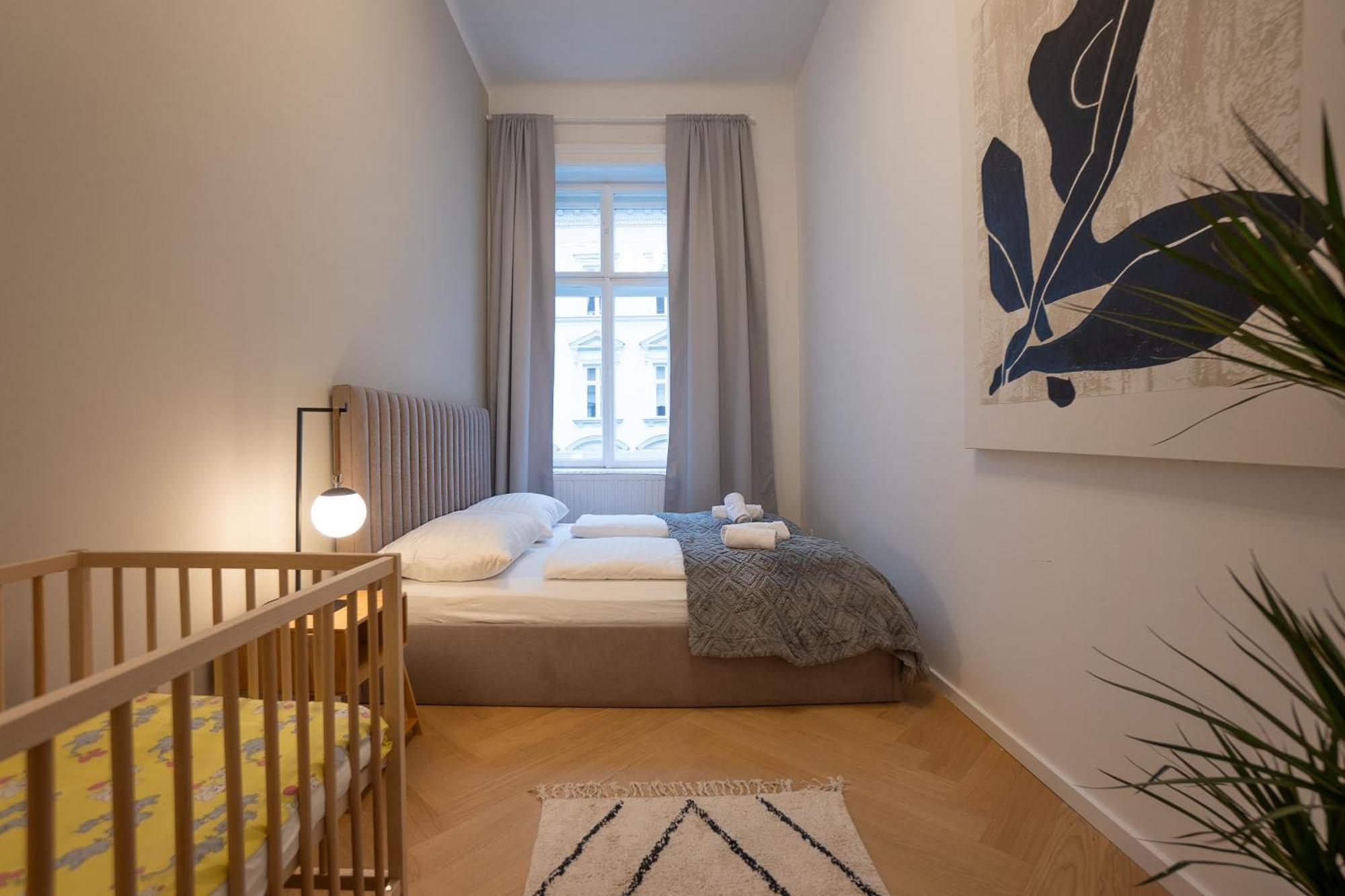 Spacious 110М2 Flat In The City Center Vienna Exterior photo